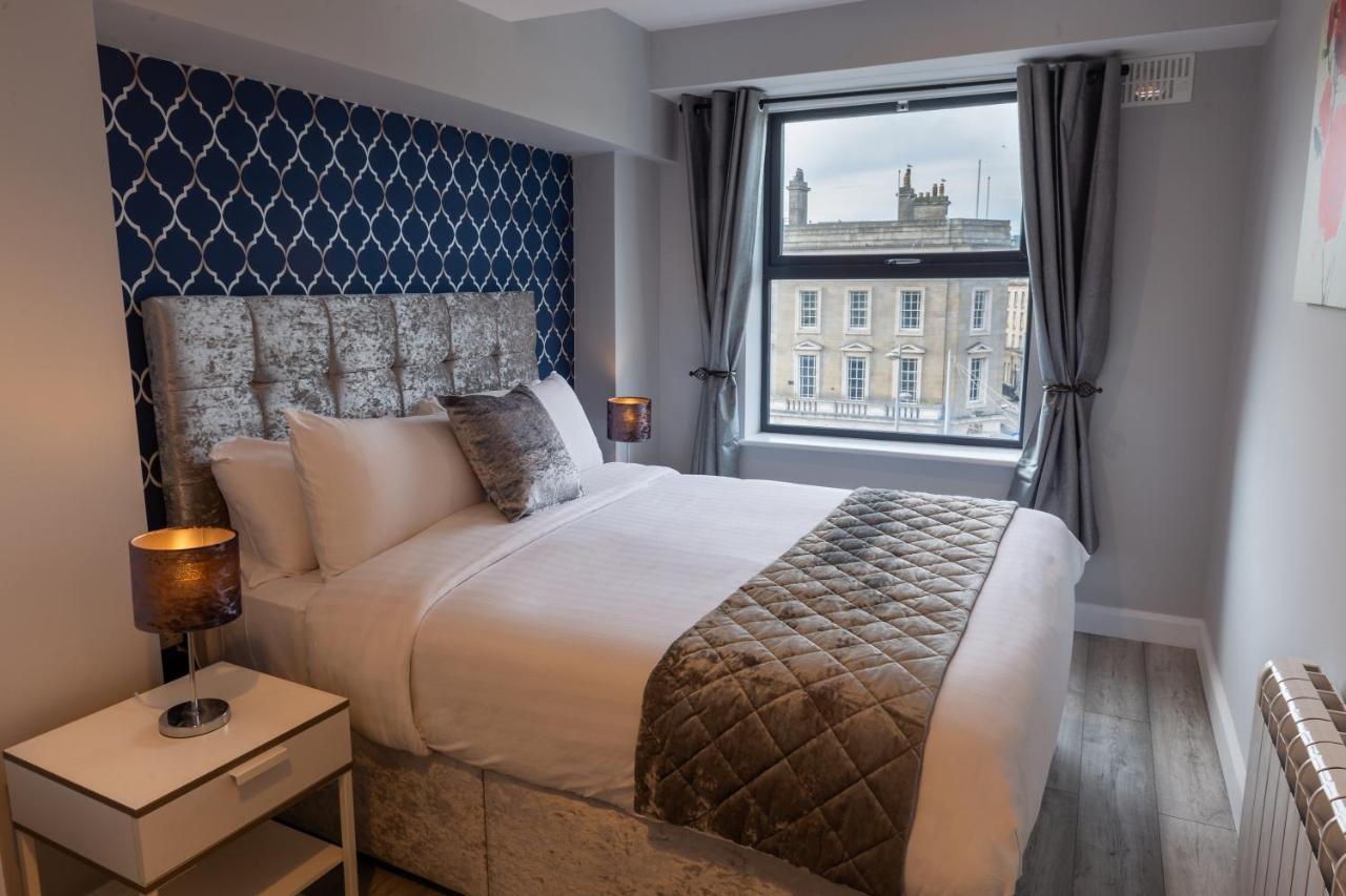 Parnell Street Apartment *